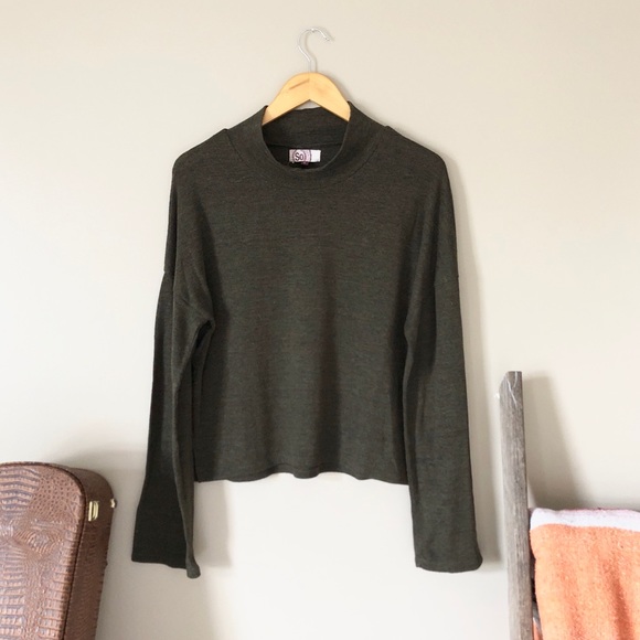 SO Sweaters - 💚 Dark Green Cropped Mock Turtleneck Sweater